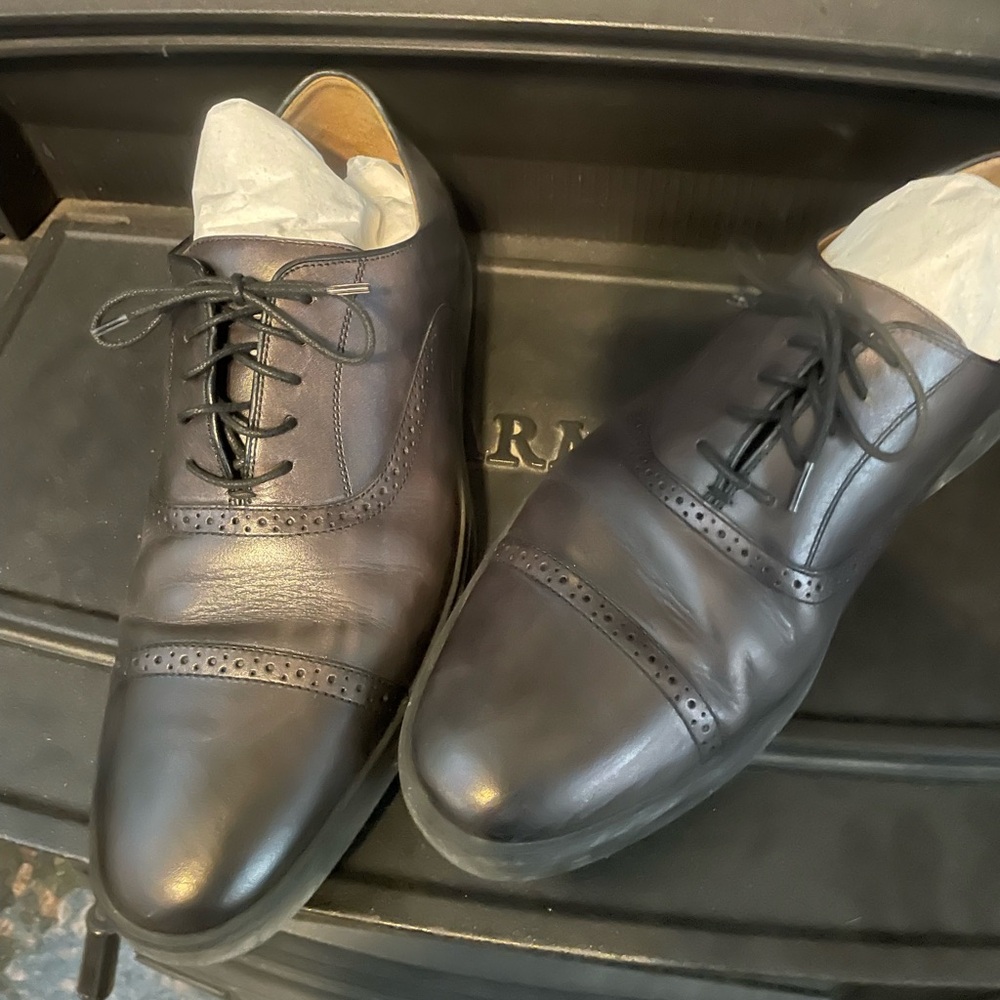 Johnston & Murphy Classic Black Leather Men's Dress Shoes
